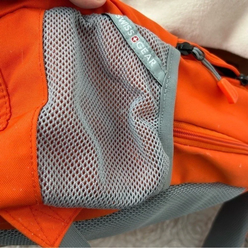 SwissGear discover backpack